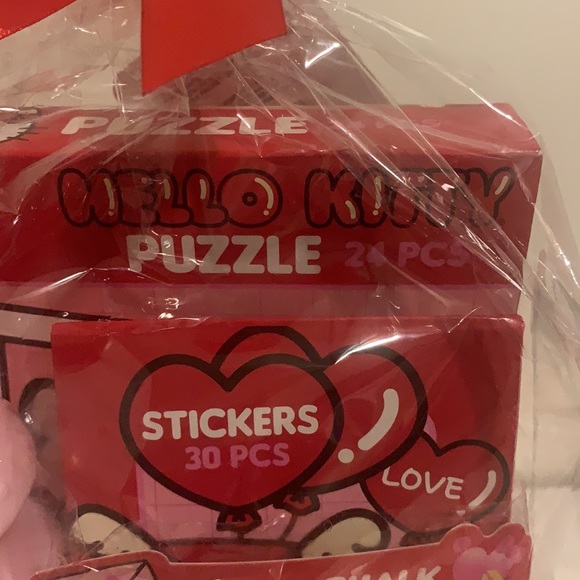 Hello Kitty Gift Set. Includes everything you see in the pictures. - Picture 5 of 7